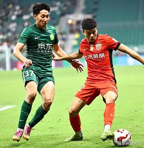 足协杯冷门迭爆！国安海港2-1险胜，三支中超队惨遭淘汰